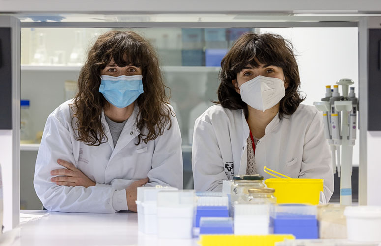 Ainara Castellanos and Ane Olazagoitia-Garmendia. Photo: UPV/EHU