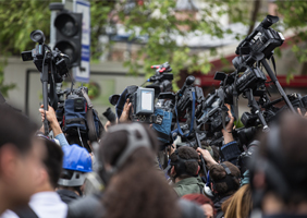 El papel de los medios de comunicación en situaciones de crisis sanitaria. La percepción de la población en torno al control y las normas sociales durante la pandemia del COVID-19