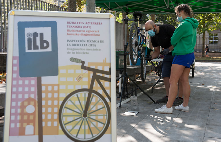 Taller bicicletas (Araba)